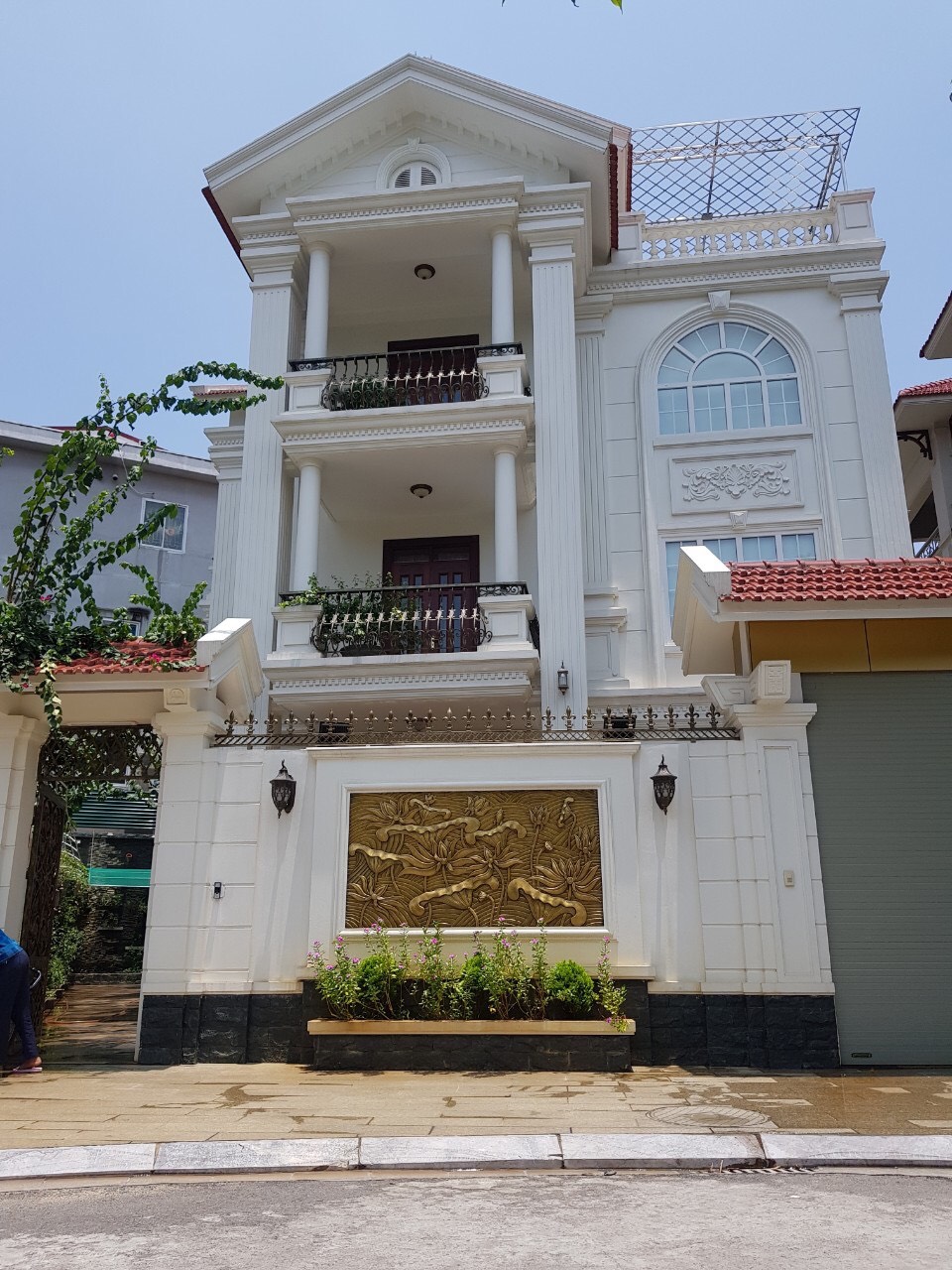 Thi công biệt thự 3 tầng Tân cổ điển tại Đồng Nai TC121520(CĐT: Bà Doanh- Đồng Nai)